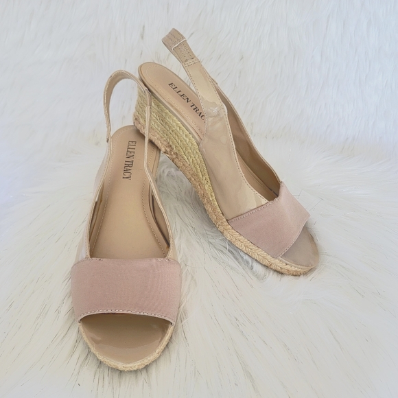 Ellen Tracy Wedge Heel Sandals - Picture 5 of 6